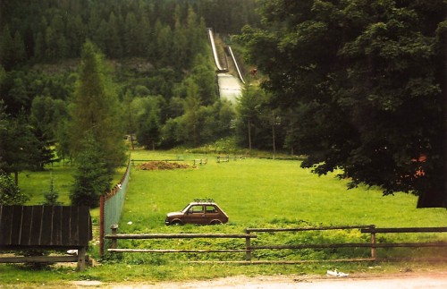 010.jpg